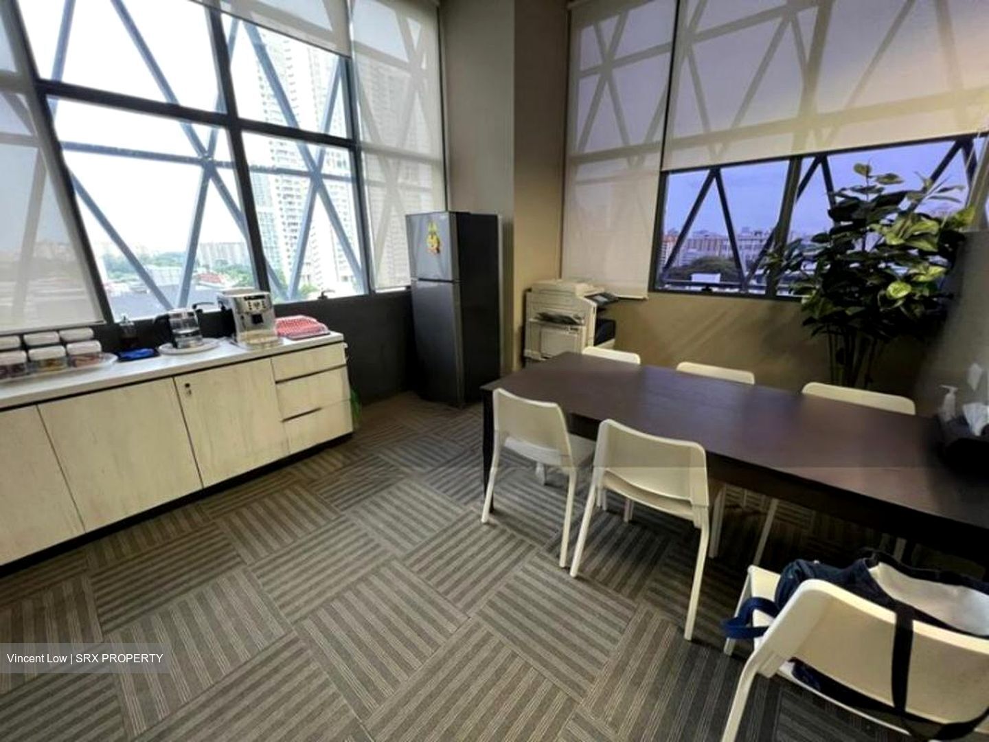 Ct Hub 2 (D12), Office #452257931